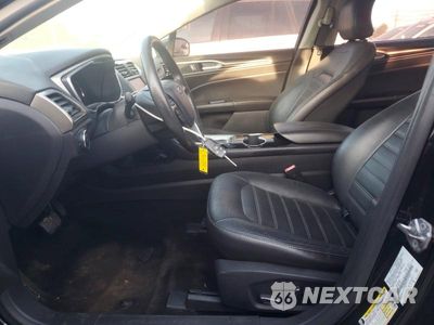 Zdjęcie 7 z 12 samochodu: 2015 FORD FUSION SE VIN:1FA6P0HD7F5112678 - miniatura