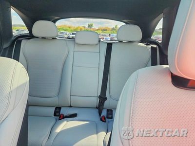 Zdjęcie 10 z 13 samochodu: 2025 MERCEDES-BENZ GLC 350E VIN:W1NKM5GB5SU070406 - miniatura