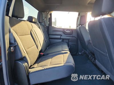 Zdjęcie 10 z 12 samochodu: 2026 CHEVROLET SILVERADO K1500 TRAIL BOSS CUSTOM VIN:3GCUKCED1TG363660 - miniatura
