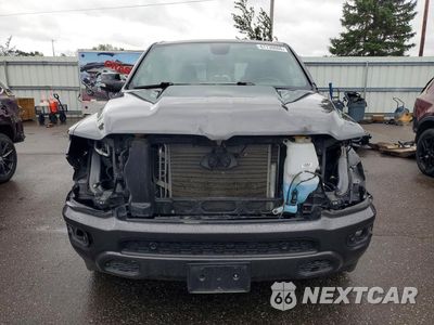 Piąte zdjęcie samochodu w środku: 2021 RAM 1500 BIG HORN/LONE STAR VIN:1C6SRFFT3MN717043 - miniatura