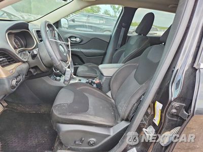 Zdjęcie 7 z 13 samochodu: 2015 JEEP CHEROKEE LATITUDE VIN:1C4PJMCS7FW709238 - miniatura