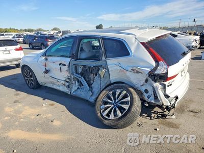 Drugie zdjęcie samochodu z przodu: 2023 VOLVO XC60 PLUS VIN:YV4L12RN0P1389180 - miniatura