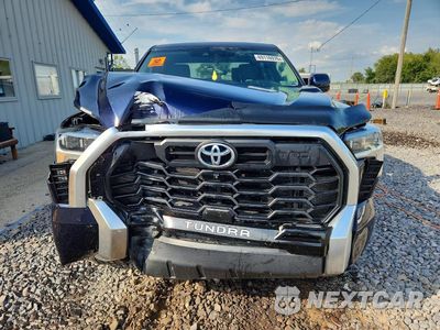 Piąte zdjęcie samochodu w środku: 2023 TOYOTA TUNDRA LIMITED HV VIN:5TFJC5DB7PX031221 - miniatura