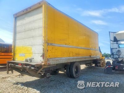 Trzecie zdjęcie samochodu z tyłu: 2013 INTERNATIONAL 4300 BOX TRUCK VIN:1HTMMAAL5DH103378 - miniatura