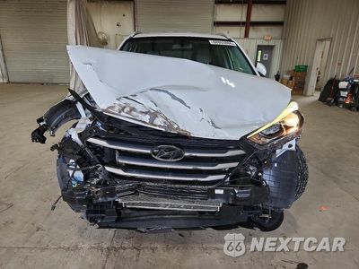 Piąte zdjęcie samochodu w środku: 2016 HYUNDAI TUCSON SE VIN:KM8J3CA44GU140257 - miniatura
