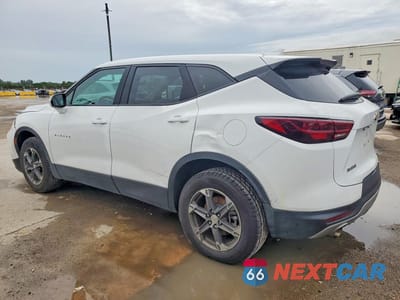 Drugie zdjęcie samochodu z przodu: 2023 CHEVROLET BLAZER 2LT VIN:3GNKBCR43PS168218 - miniatura