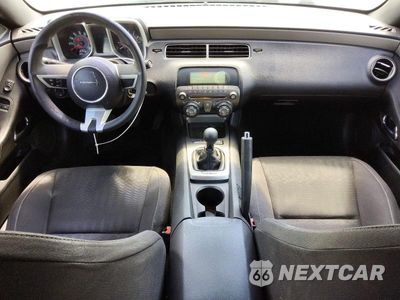Zdjęcie 8 z 13 samochodu: 2011 CHEVROLET CAMARO LS VIN:2G1FE1ED4B9177472 - miniatura