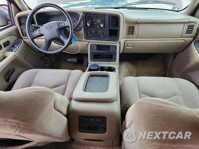 Zdjęcie 8 z 13 samochodu: 2003 CHEVROLET SUBURBAN C1500 VIN:1GNEC16Z83J237950 - miniatura