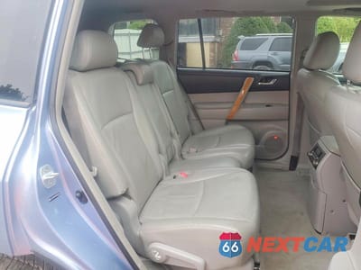 Zdjęcie 11 z 13 samochodu: 2009 TOYOTA HIGHLANDER HYBRID LIMITED VIN:JTEEW44A992028181 - miniatura
