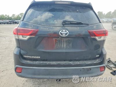 Zdjęcie 6 z 14 samochodu: 2019 TOYOTA HIGHLANDER SE VIN:5TDKZRFH4KS354894 - miniatura