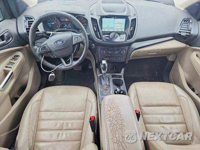 Zdjęcie 8 z 13 samochodu: 2019 FORD ESCAPE TITANIUM VIN:1FMCU9J9XKUA78635 - miniatura