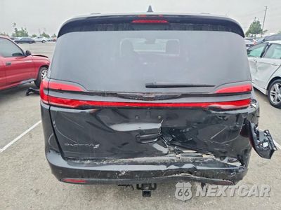 Zdjęcie 6 z 13 samochodu: 2023 CHRYSLER PACIFICA LIMITED VIN:2C4RC1GG7PR570861 - miniatura