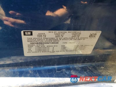 Zdjęcie 12 z 12 samochodu: 2017 CHEVROLET SILVERADO K1500 LT VIN:1GCVKRECXHZ136506 - miniatura