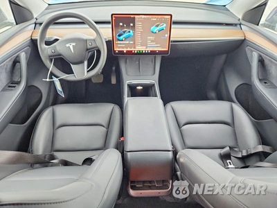 Zdjęcie 8 z 13 samochodu: 2023 TESLA MODEL Y VIN:7SAYGDEE4PA157701 - miniatura