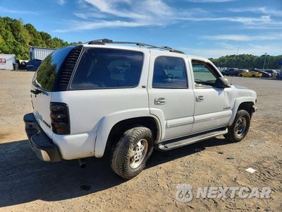Trzecie zdjęcie samochodu z tyłu: 2002 CHEVROLET TAHOE C1500 VIN:1GNEC13Z52R275219 - miniatura