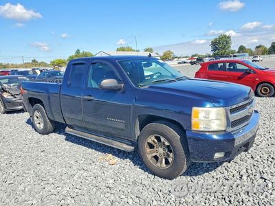 Czwarte zdjęcie samochodu z boku: 2008 CHEVROLET SILVERADO K1500 VIN:2GCEK19J881281014 - miniatura
