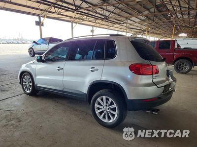 Drugie zdjęcie samochodu z przodu: 2017 VOLKSWAGEN TIGUAN S VIN:WVGAV7AX5HK044839 - miniatura