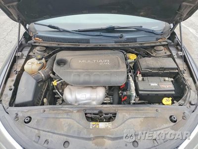 Zdjęcie 11 z 12 samochodu: 2015 CHRYSLER 200 LIMITED VIN:1C3CCCABXFN740306 - miniatura
