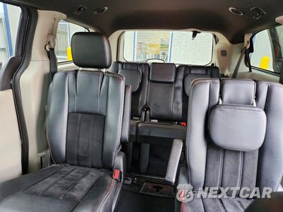 Zdjęcie 10 z 13 samochodu: 2018 DODGE GRAND CARAVAN SXT VIN:2C4RDGCG6JR301991 - miniatura
