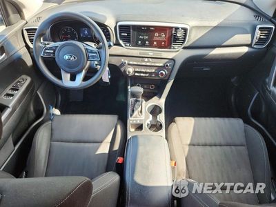 Zdjęcie 8 z 12 samochodu: 2021 KIA SPORTAGE LX VIN:KNDPMCAC3M7903138 - miniatura