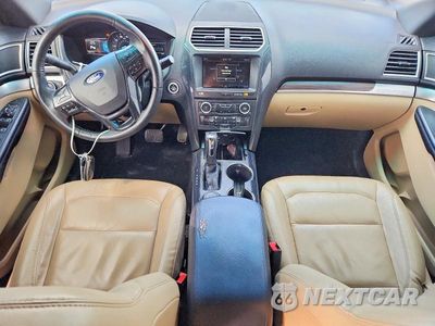 Zdjęcie 8 z 12 samochodu: 2016 FORD EXPLORER XLT VIN:1FM5K8D82GGA33951 - miniatura