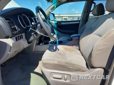 Zdjęcie 7 z 13 samochodu: 2006 TOYOTA 4RUNNER SR5 VIN:JTEBT14R560063260 - miniatura