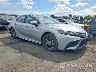 Czwarte zdjęcie samochodu z boku: 2021 TOYOTA CAMRY SE VIN:4T1G11BK9MU031273 - miniatura