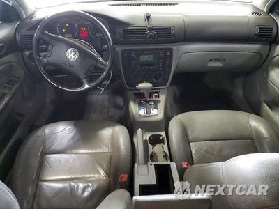 Zdjęcie 8 z 12 samochodu: 2003 VOLKSWAGEN PASSAT GLS VIN:WVWVD63B73E464422 - miniatura