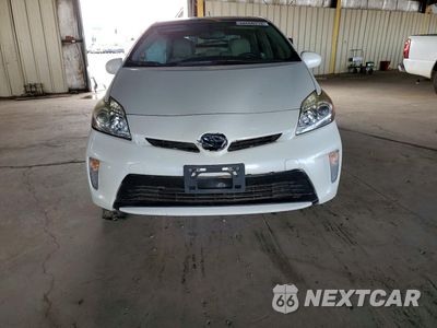 Piąte zdjęcie samochodu w środku: 2015 TOYOTA PRIUS FOUR VIN:JTDKN3DU5F1953749 - miniatura