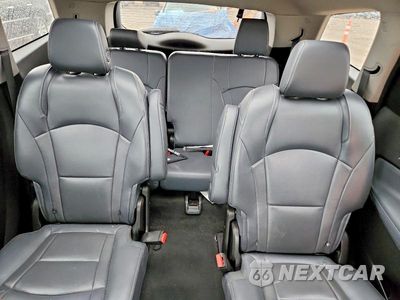 Zdjęcie 10 z 14 samochodu: 2018 BUICK ENCLAVE ESSENCE VIN:5GAEVAKW4JJ205400 - miniatura