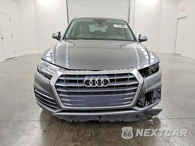 Piąte zdjęcie samochodu w środku: 2018 AUDI Q5 PREMIUM VIN:WA1ANAFY8J2177372 - miniatura