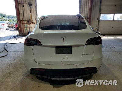 Zdjęcie 6 z 14 samochodu: 2021 TESLA MODEL Y VIN:5YJYGDEEXMF246359 - miniatura