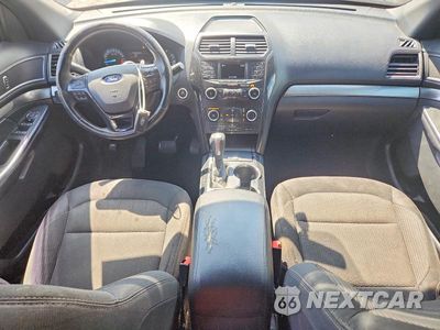 Zdjęcie 8 z 13 samochodu: 2018 FORD EXPLORER XLT VIN:1FM5K7D82JGA87882 - miniatura