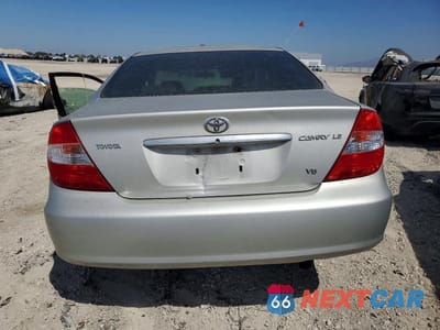 Zdjęcie 6 z 12 samochodu: 2002 TOYOTA CAMRY LE V6 VIN:4T1BF32K02U034115 - miniatura