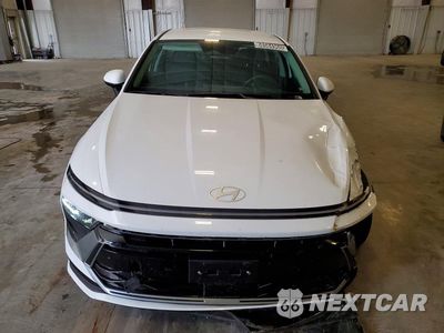 Piąte zdjęcie samochodu w środku: 2026 HYUNDAI SONATA HYBRID BLUE VIN:KMHL24JJXTA171841 - miniatura