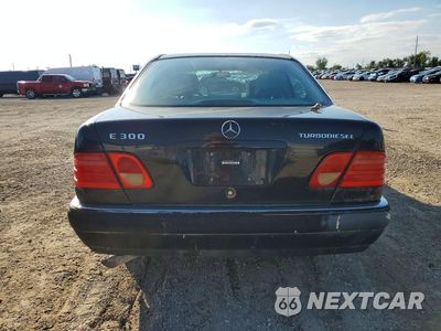 Zdjęcie 6 z 12 samochodu: 1999 MERCEDES-BENZ E 300TD VIN:WDBJF25H6XA920439 - miniatura