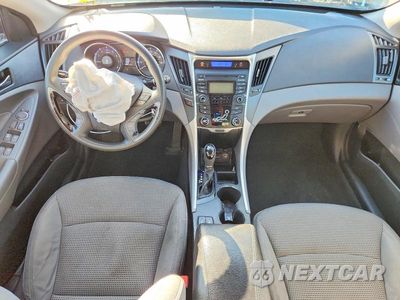 Zdjęcie 8 z 12 samochodu: 2013 HYUNDAI SONATA GLS VIN:5NPEB4AC0DH519039 - miniatura