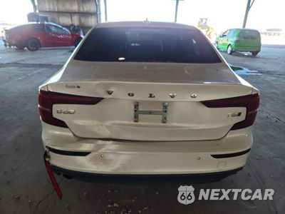 Zdjęcie 6 z 12 samochodu: 2019 VOLVO S60 T6 MOMENTUM VIN:7JRA22TK0KG017299 - miniatura