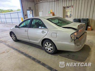 Drugie zdjęcie samochodu z przodu: 2004 TOYOTA CAMRY LE VIN:4T1BE32K34U864142 - miniatura