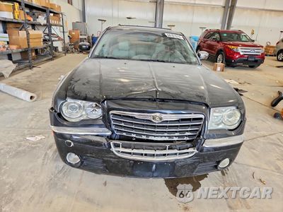 Piąte zdjęcie samochodu w środku: 2005 CHRYSLER 300C HEMI C VIN:2C3JA63H55H672651 - miniatura