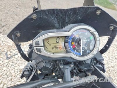 Zdjęcie 7 z 9 samochodu: 2013 TRIUMPH MOTORCYCLE TIGER 800XC ABS VIN:SMTE06BF9DT597181 - miniatura