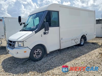 2013 ISUZU NPR HD DELIVERY VAN JALB4T177D7W01816 - główne zdjęcie licytacji z USA - miniatura