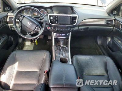 Zdjęcie 8 z 13 samochodu: 2017 HONDA ACCORD TOURING VIN:1HGCR3F90HA021173 - miniatura
