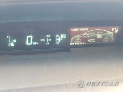 Zdjęcie 9 z 12 samochodu: 2012 TOYOTA PRIUS THREE VIN:JTDKN3DU7C5526710 - miniatura