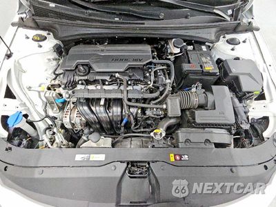 Zdjęcie 11 z 12 samochodu: 2025 HYUNDAI ELANTRA SEL VIN:KMHLS4DG6SU022694 - miniatura