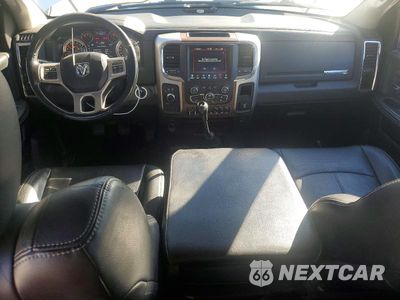 Zdjęcie 8 z 12 samochodu: 2018 RAM 3500 LARAMIE VIN:3C63R3JL2JG335567 - miniatura
