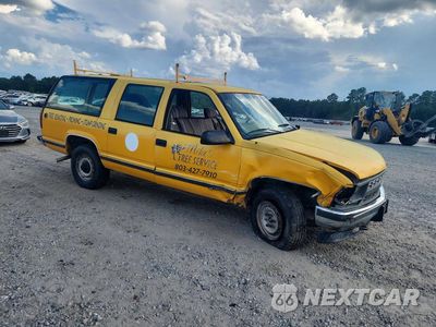 Czwarte zdjęcie samochodu z boku: 1997 CHEVROLET SUBURBAN K1500 VIN:1GNFK16R6VJ407815 - miniatura