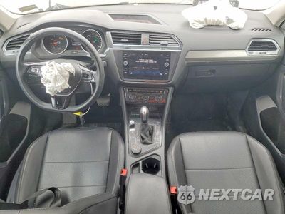 Zdjęcie 8 z 12 samochodu: 2020 VOLKSWAGEN TIGUAN SE VIN:3VV2B7AX1LM086395 - miniatura