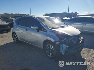 Czwarte zdjęcie samochodu z boku: 2017 NISSAN VERSA NOTE SL VIN:3N1CE2CP8HL354210 - miniatura