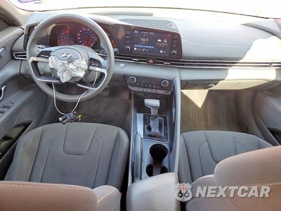 Zdjęcie 8 z 12 samochodu: 2023 HYUNDAI ELANTRA SEL VIN:KMHLM4AG2PU426632 - miniatura